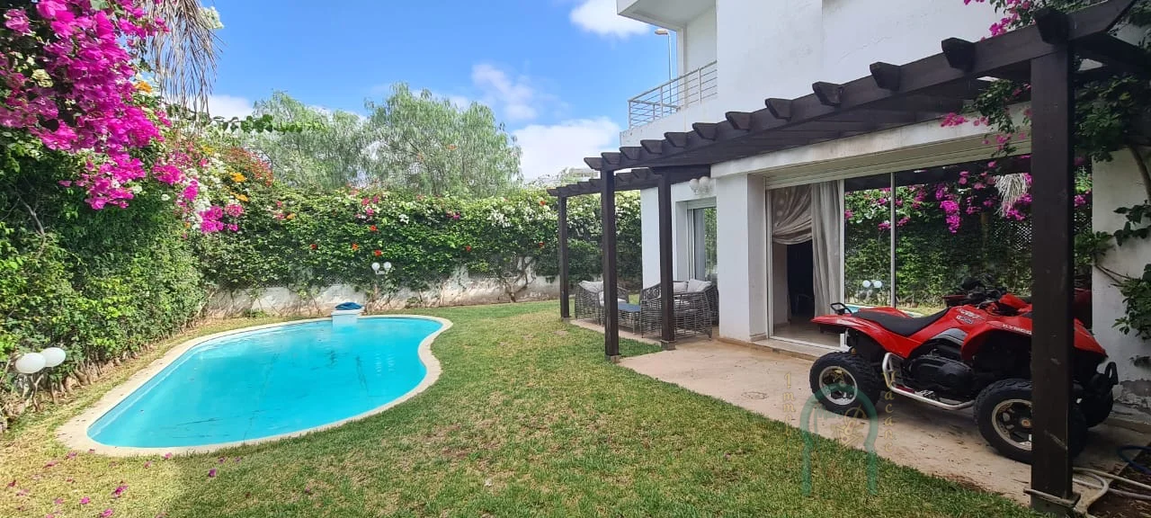 Villa résidence sécurisée meublée 3 chambres Piscine