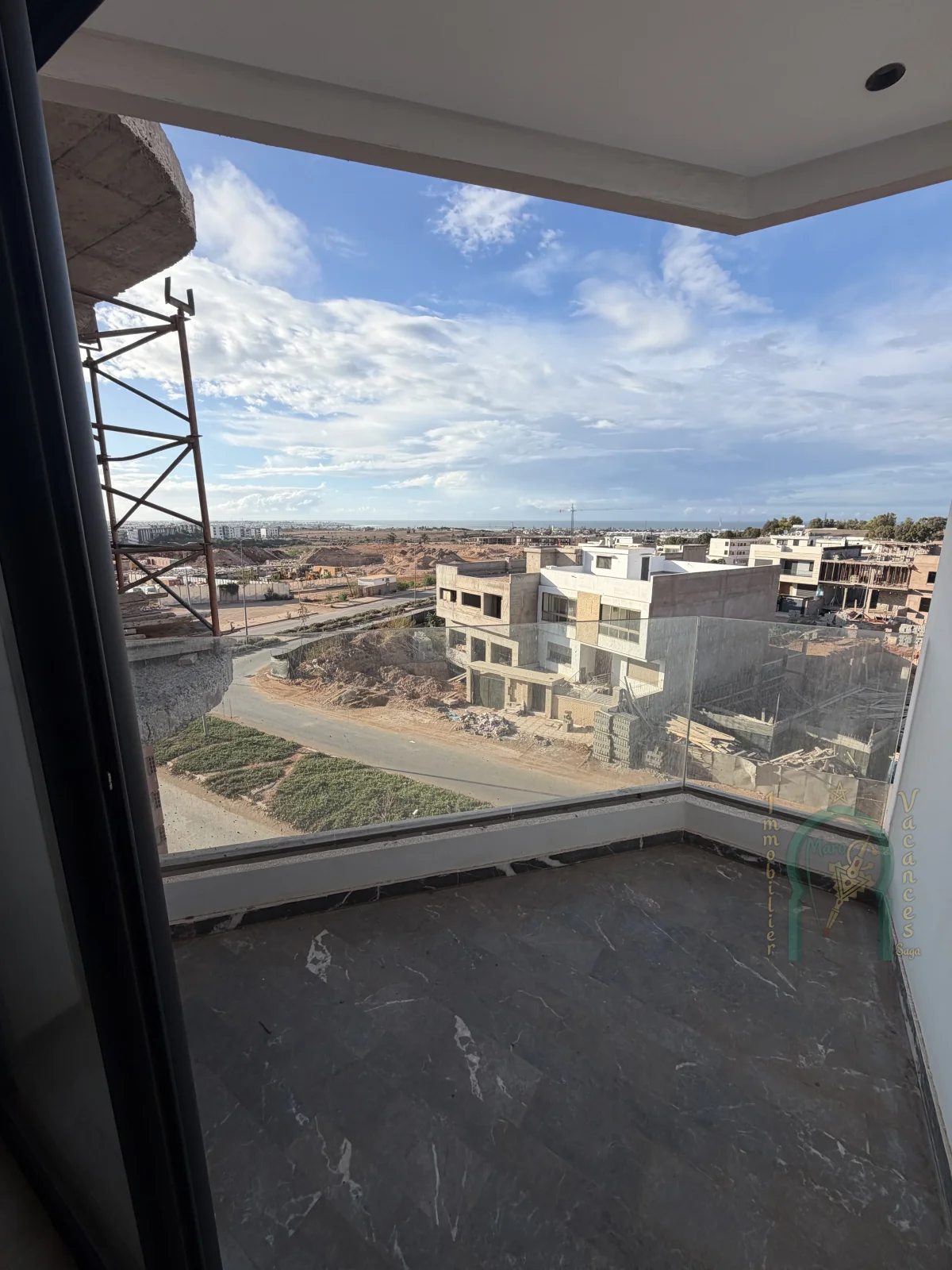 Appartement neuf 2 chambres  proximité Light Mall